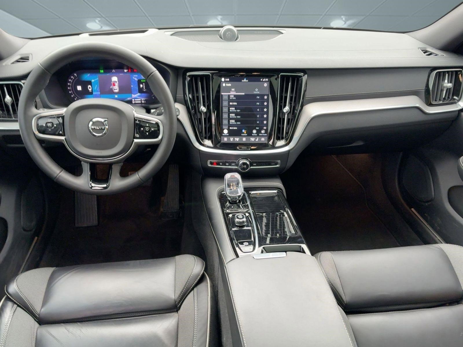 Certified 2024 Volvo V60 T8 Polestar image 30