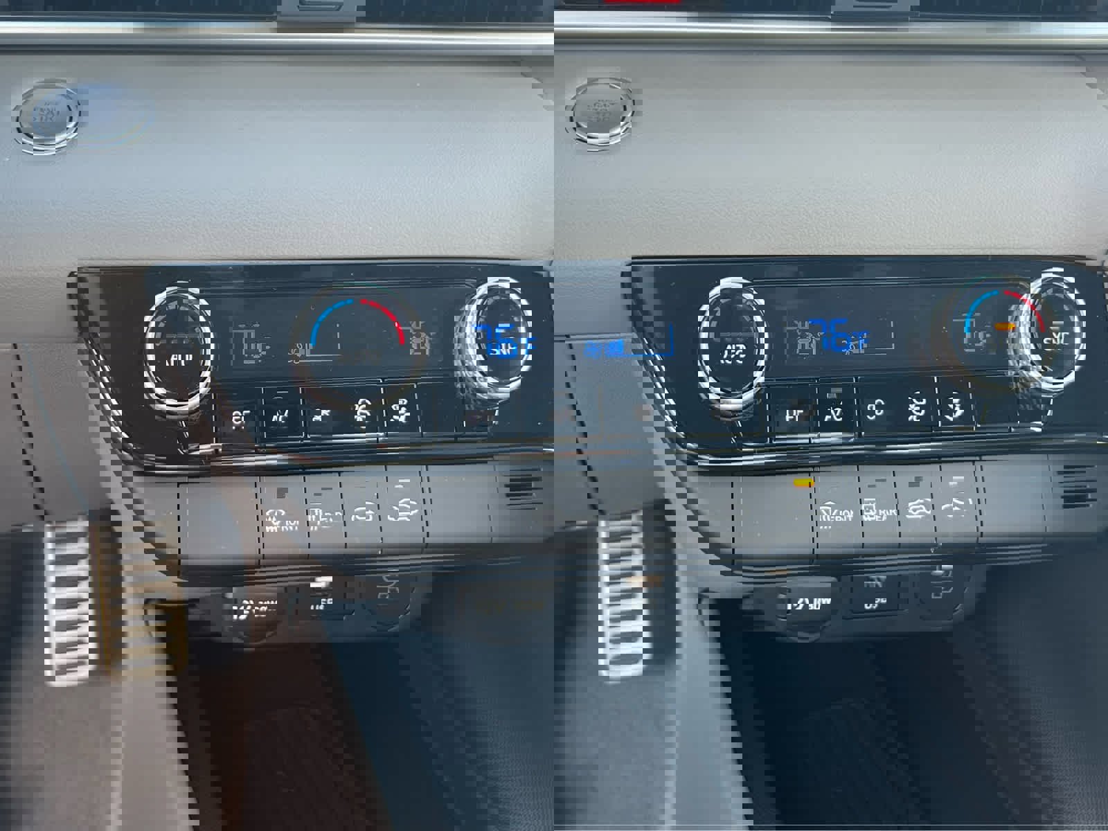 Certified 2026 Hyundai Elantra Sport image 35