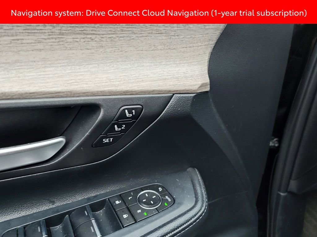 Used 2024 Toyota Grand Highlander AWD image 6
