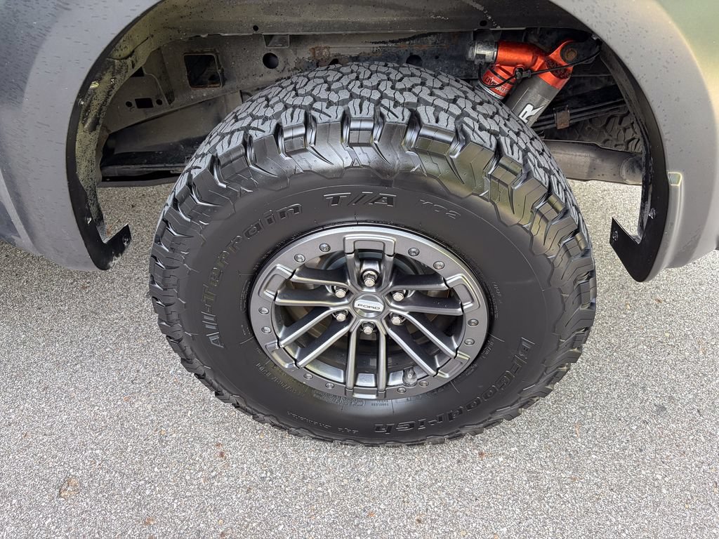 Certified 2019 Ford F150 Raptor w/ Equipment Group 802A Luxury AWD/4WD image 45