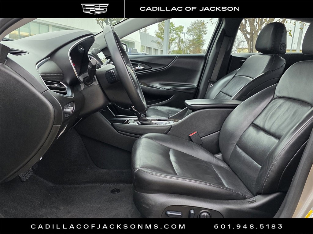 Used 2024 Chevrolet Malibu LT image 11