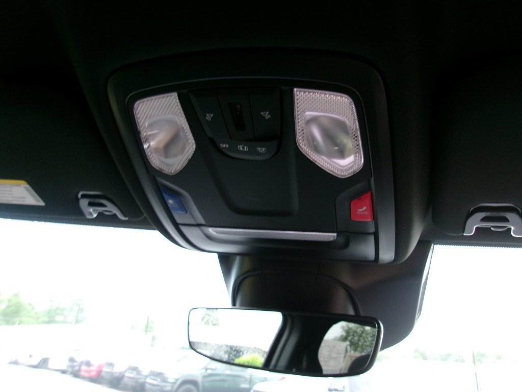 Certified 2025 RAM 2500 Big Horn AWD/4WD image 19