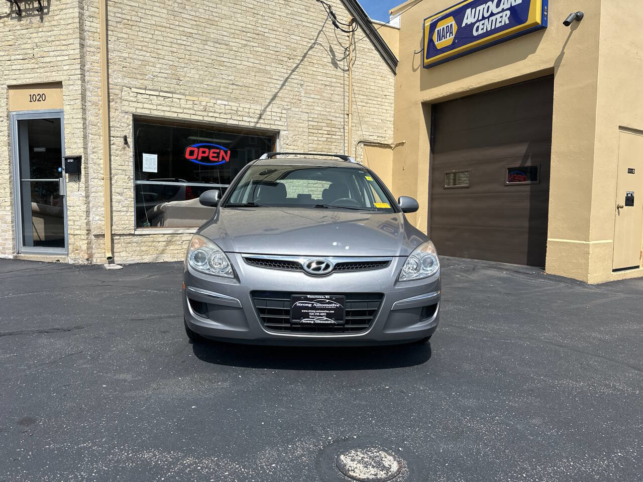 Used 2011 Hyundai Elantra w/ Popular Equipment Pkg 2 image 5