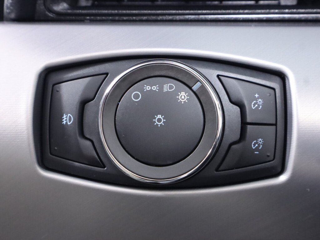 Used 2020 Ford Mustang Premium RWD image 11
