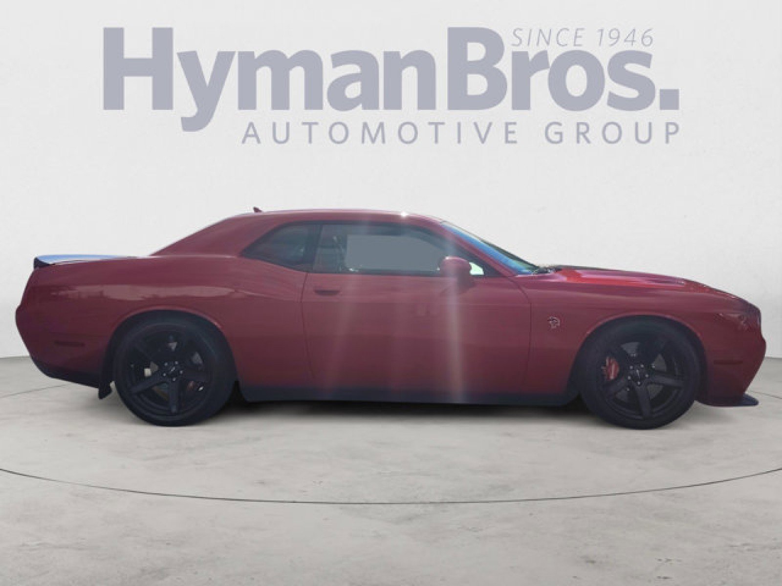Used 2017 Dodge Challenger SRT Hellcat image 2