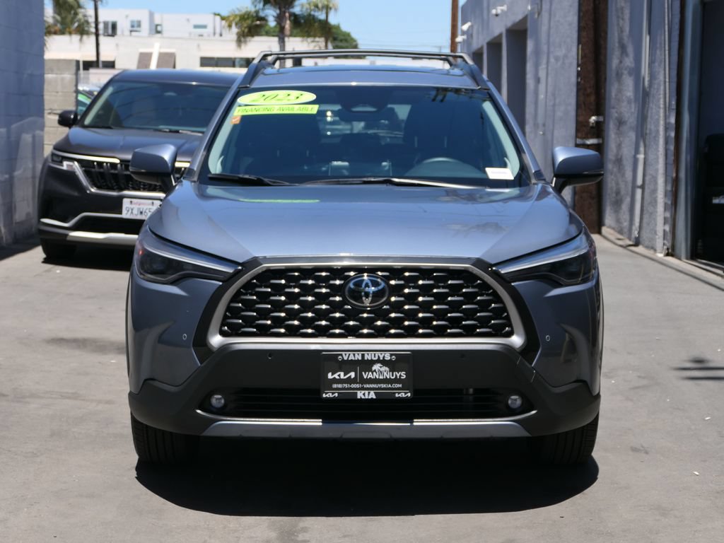 Used 2023 Toyota Corolla Cross XLE w/ Convenience Package AWD/4WD image 8