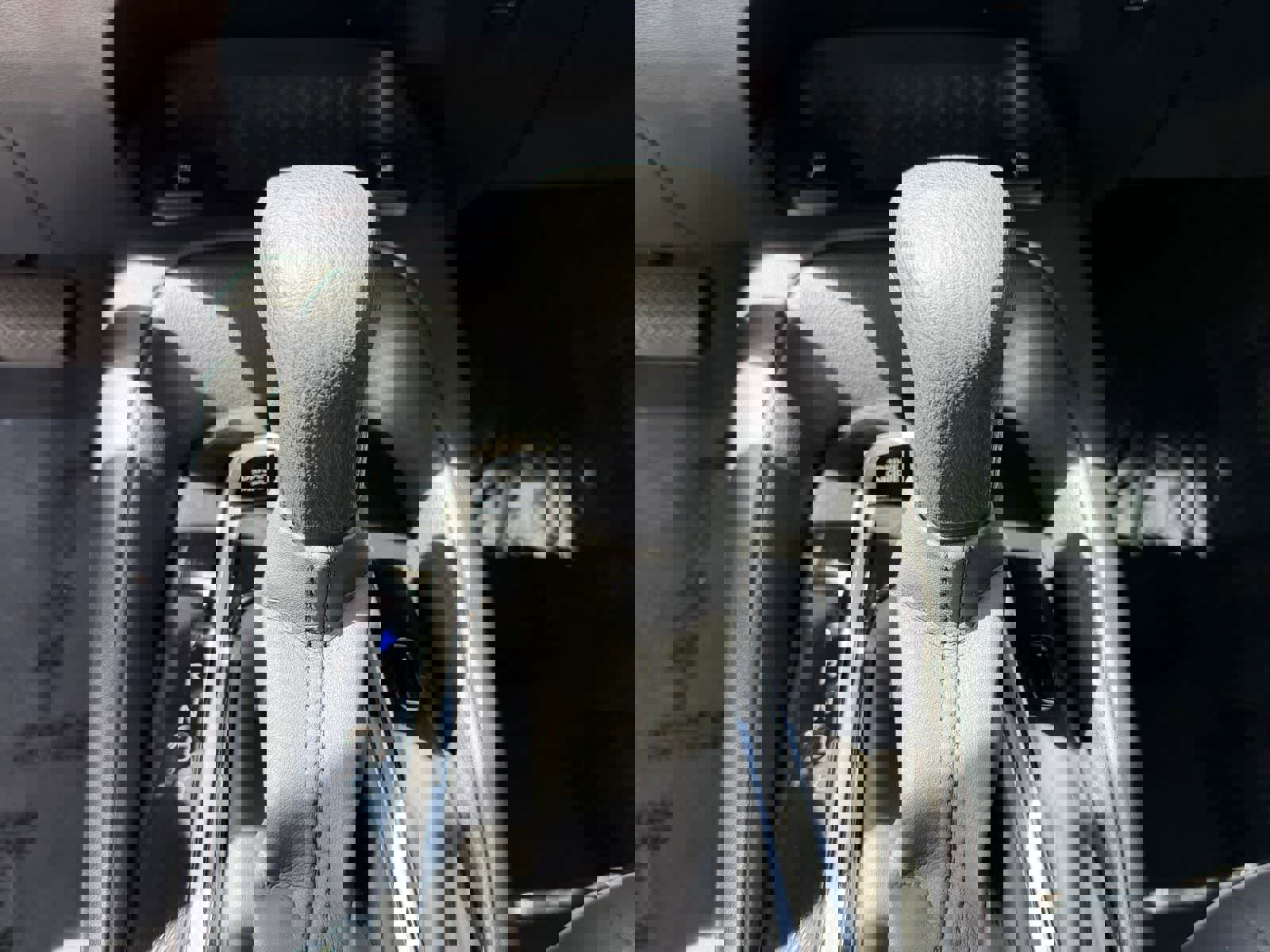 Used 2022 Toyota Corolla LE w/ Premium Interior Package image 22