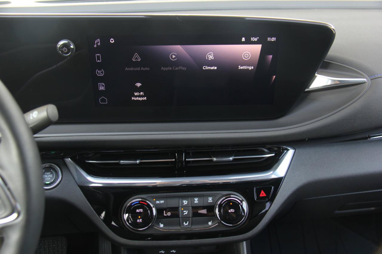Used 2026 Buick Envista Sport Touring w/ Convenience I Package FWD image 14