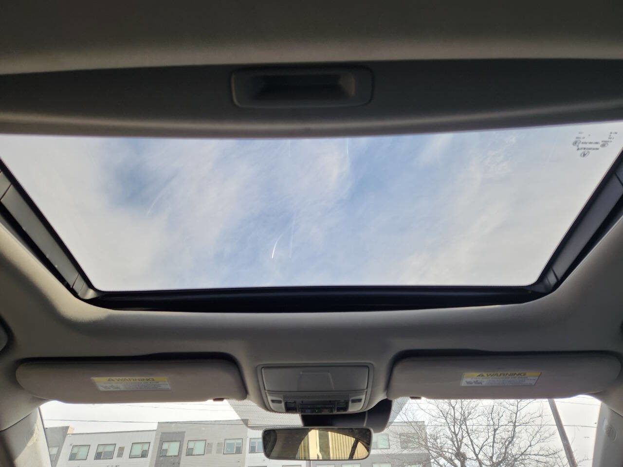 Used 2017 Acura TLX w/Tech 4dr Sedan w/Technology image 18