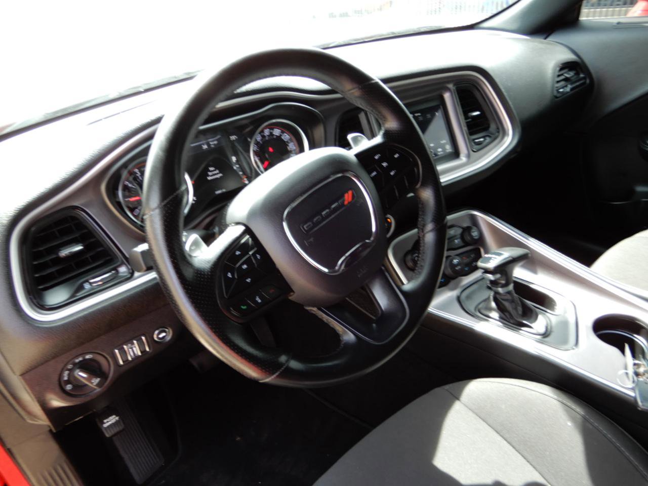 Used 2022 Dodge Challenger GT AWD/4WD image 12