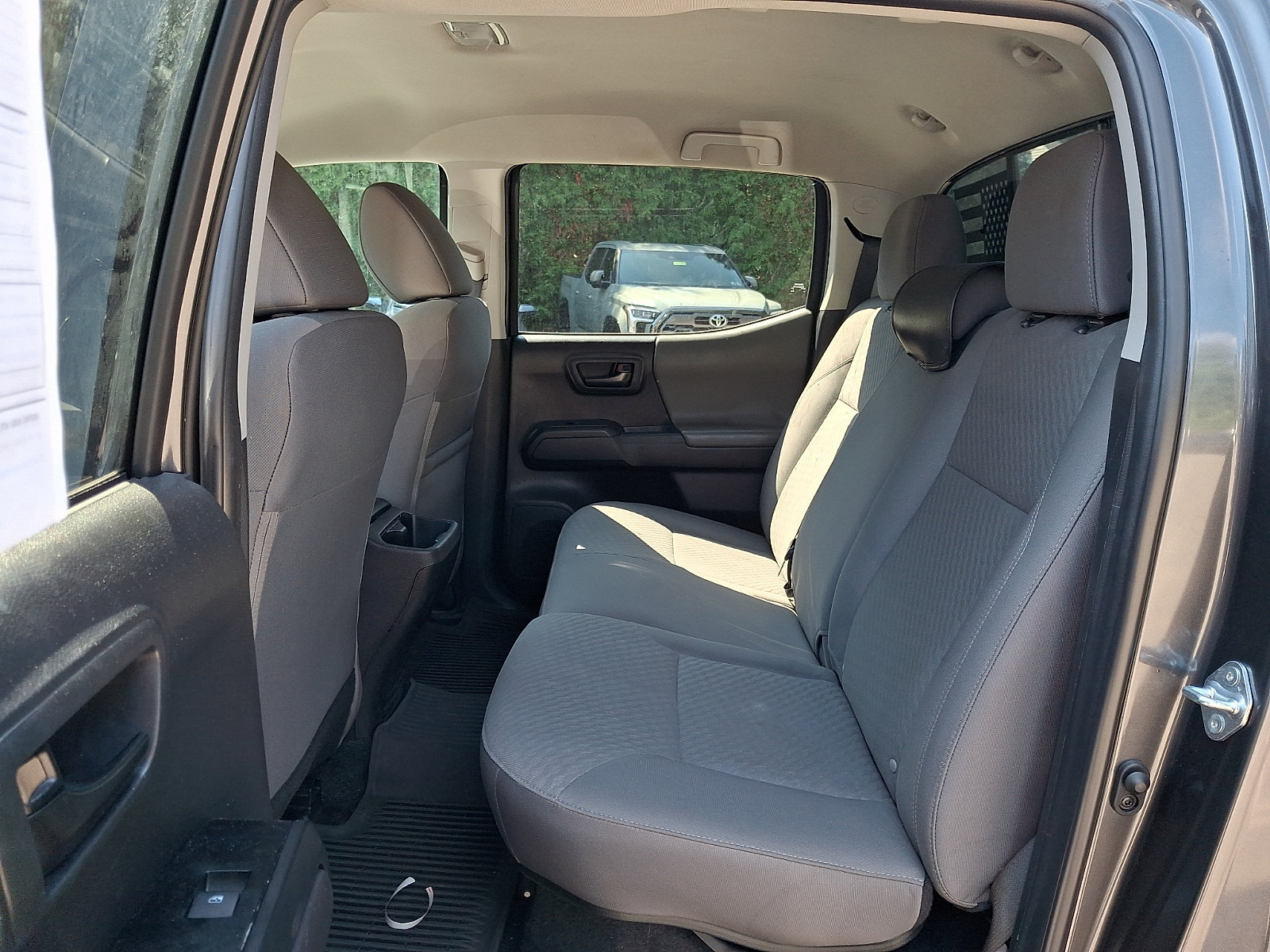 Certified 2023 Toyota Tacoma SR AWD/4WD image 11