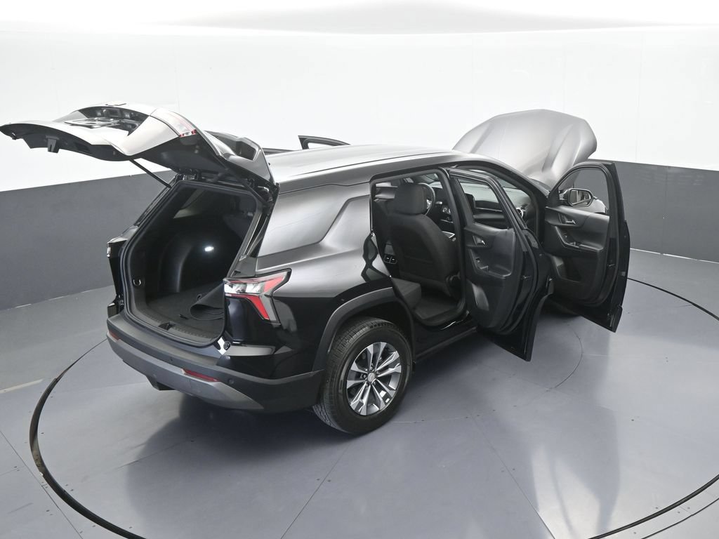 Used 2025 Chevrolet Equinox LT FWD image 67