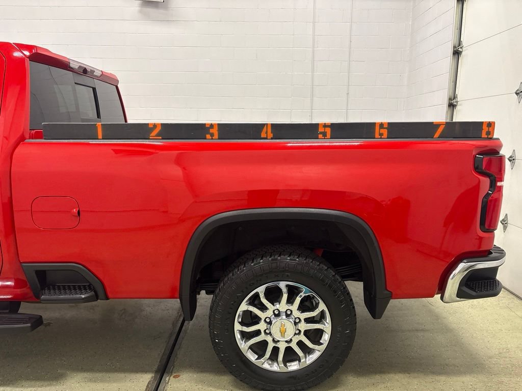 Used 2024 Chevrolet Silverado 2500 LTZ w/ LTZ Convenience Package AWD/4WD image 13