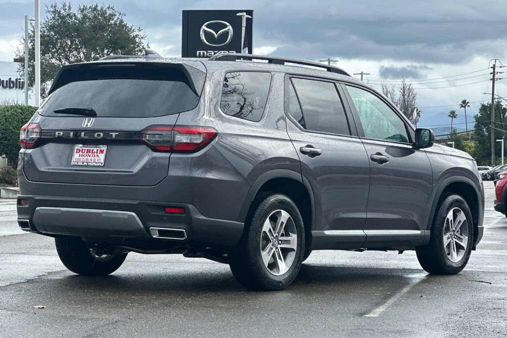 New 2026 Honda Pilot EX-L image 4