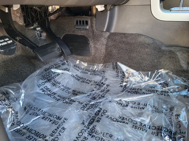 Used 2011 Nissan Pathfinder SV image 17