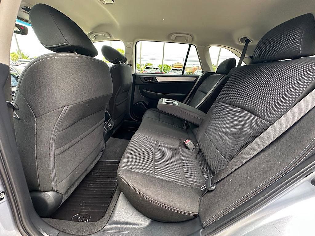 Used 2018 Subaru Outback 2.5i Premium AWD/4WD image 15