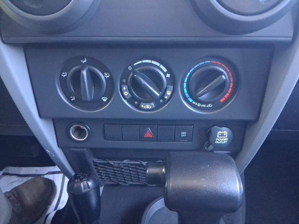 Used 2009 Jeep Wrangler X AWD/4WD image 17