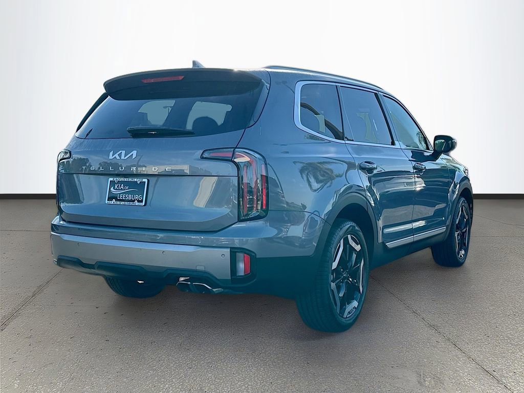 Used 2025 Kia Telluride EX w/ EX Captain's Chair Package image 7