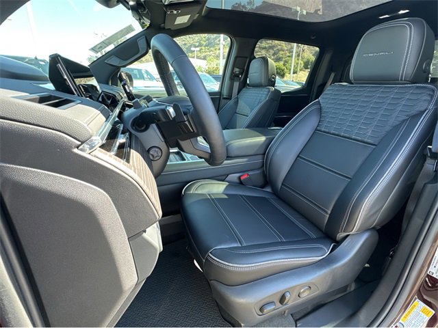 New 2025 GMC Sierra EV Denali image 8