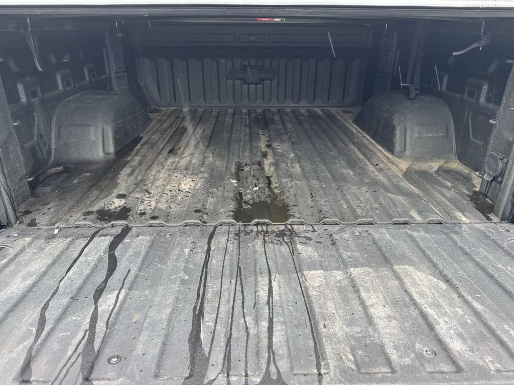 Used 2023 Chevrolet Silverado 1500 RST AWD/4WD image 12