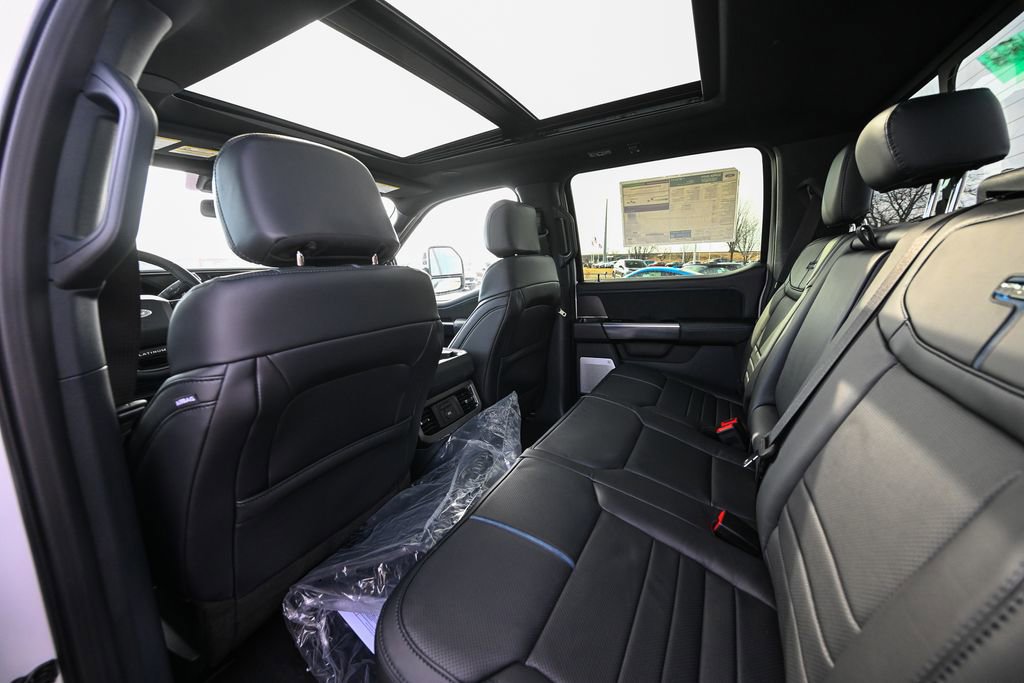 New 2026 Ford F450 Platinum w/ FX4 Off-Road Package image 18
