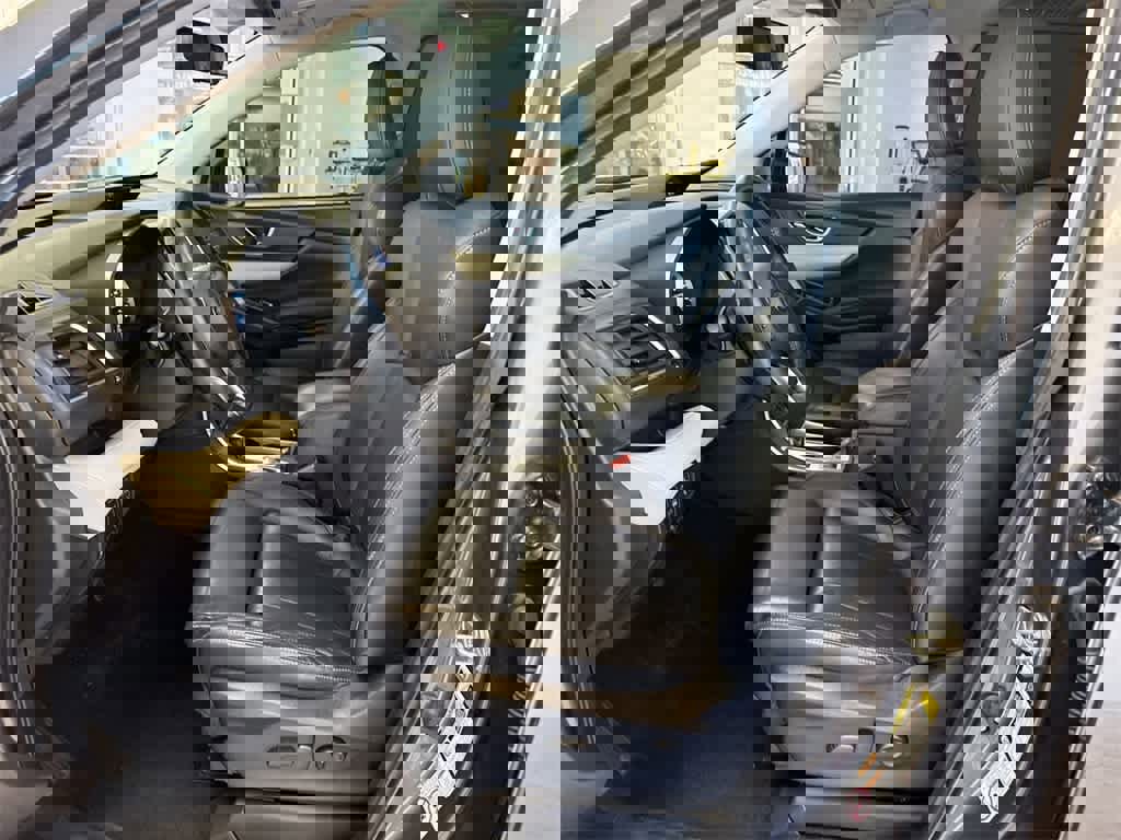 Used 2019 Subaru Ascent Limited image 16