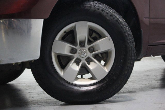 Used 2024 RAM 1500 Classic SLT image 3