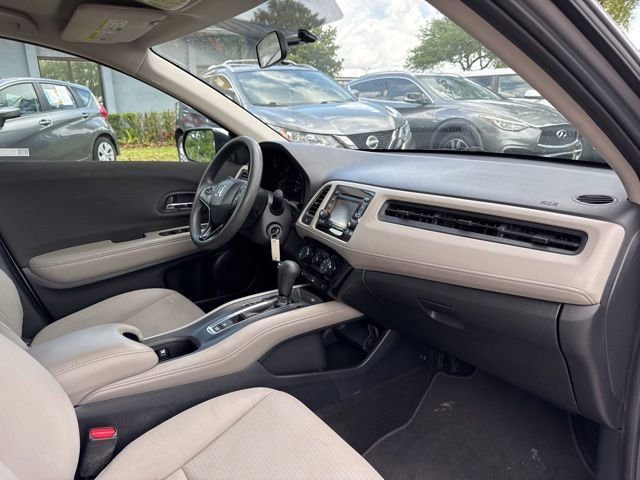 Used 2020 Honda HR-V LX image 13