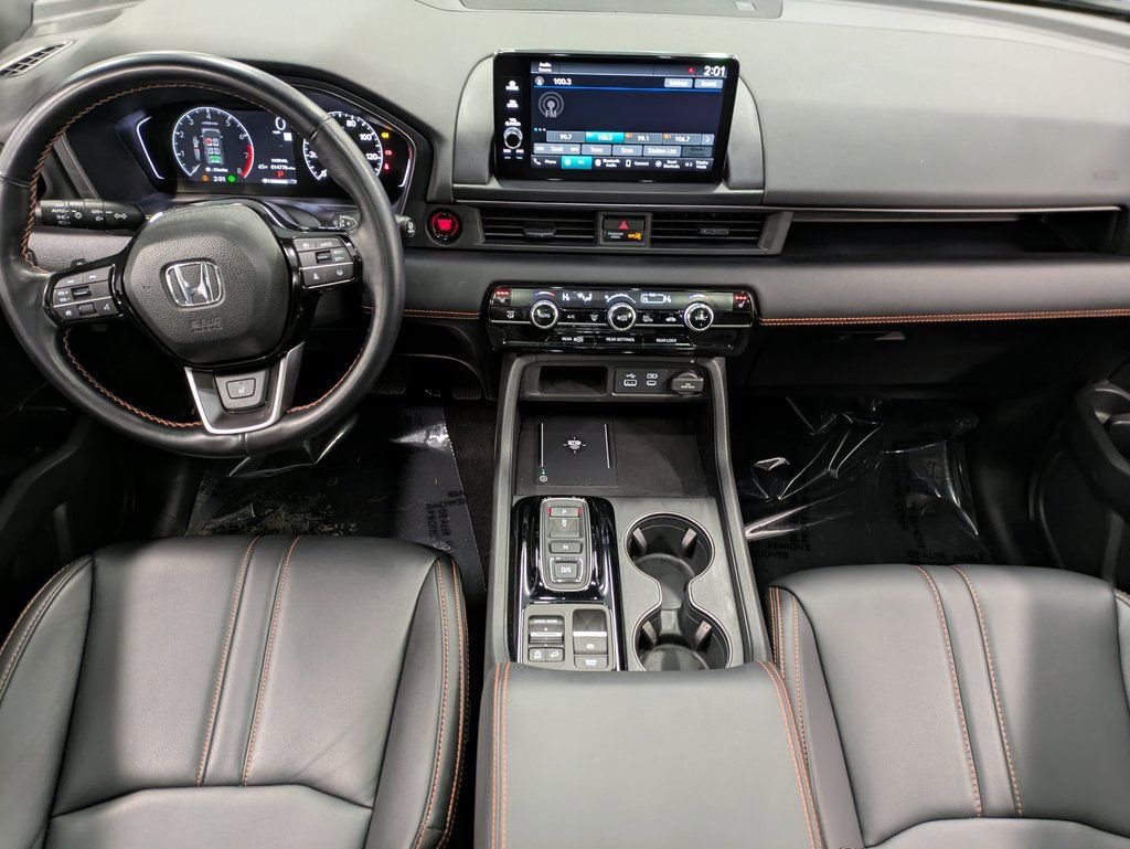 Used 2025 Honda Pilot TrailSport image 22