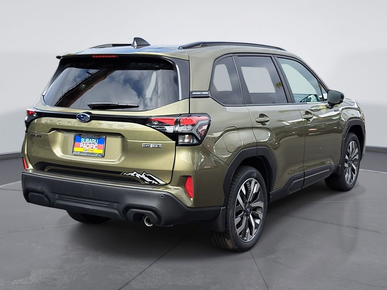 New 2026 Subaru Forester Touring AWD/4WD image 3