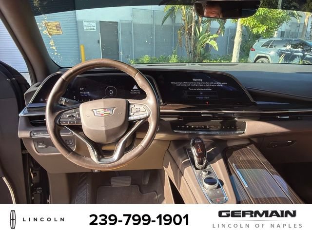 Used 2022 Cadillac Escalade Premium Luxury AWD/4WD image 14