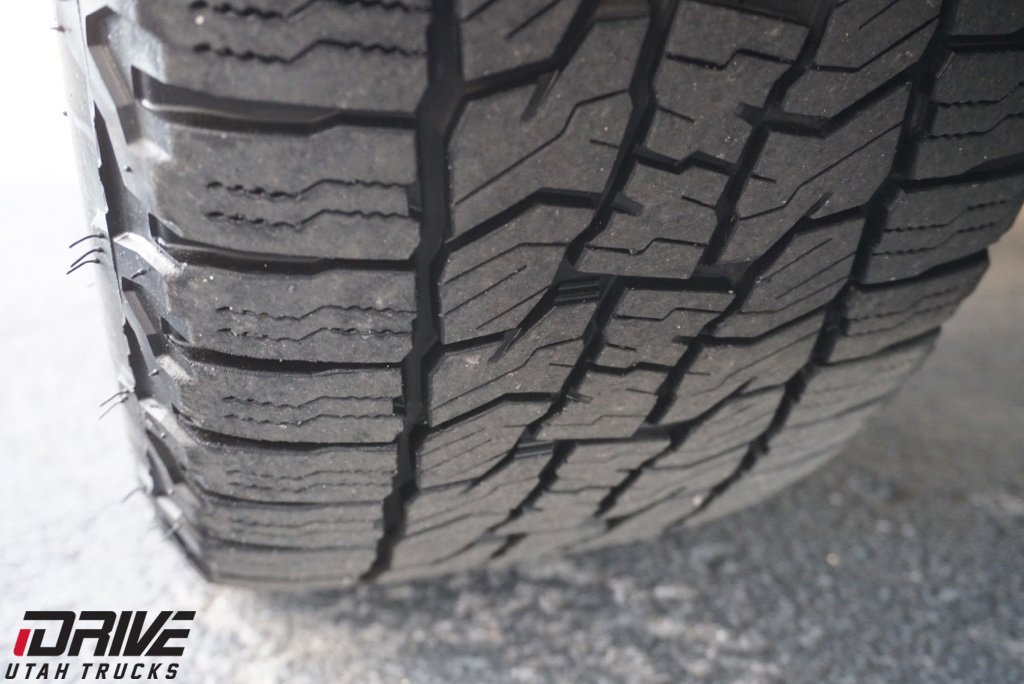 Used 2023 Ford Explorer Limited image 49