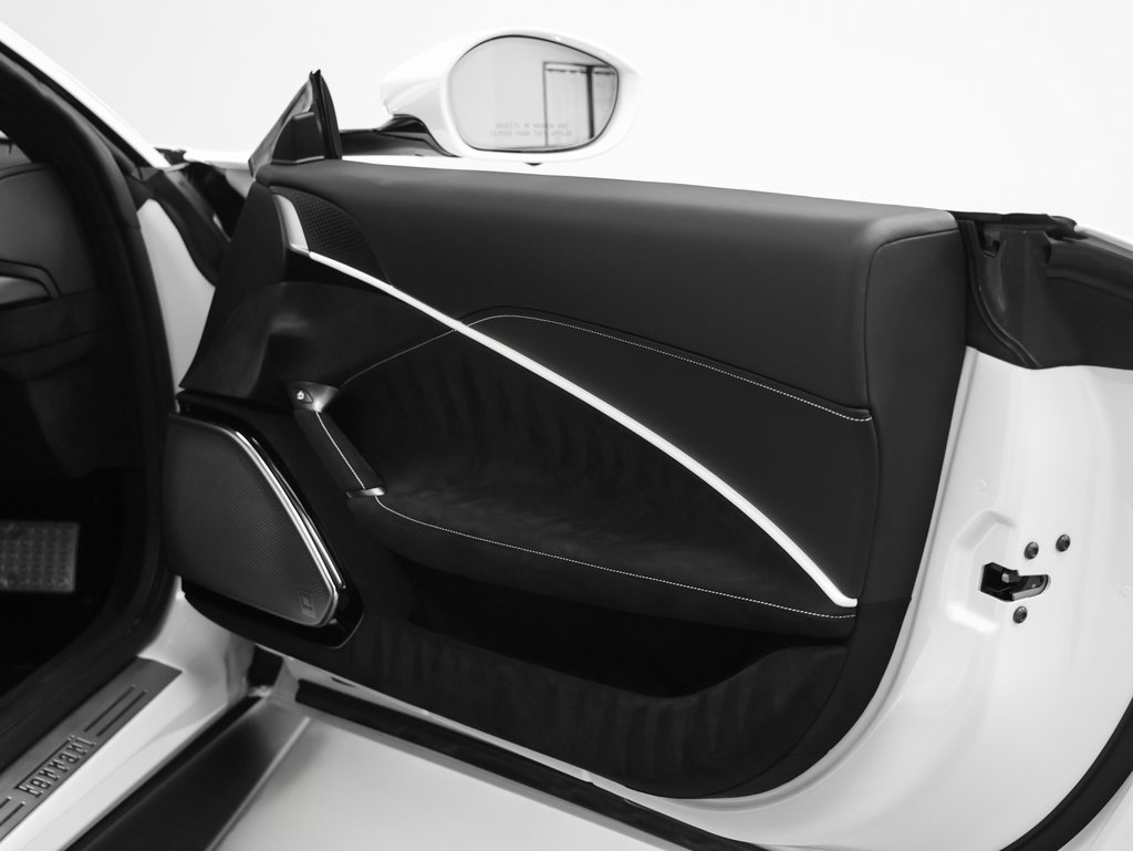 Certified 2023 Ferrari Roma image 32