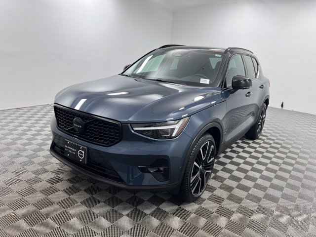New 2026 Volvo XC40 B5 Ultra w/ Protection Package Premier AWD/4WD image 2