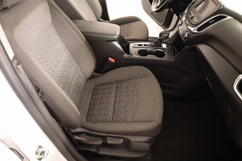 Used 2024 Chevrolet Equinox LT image 13