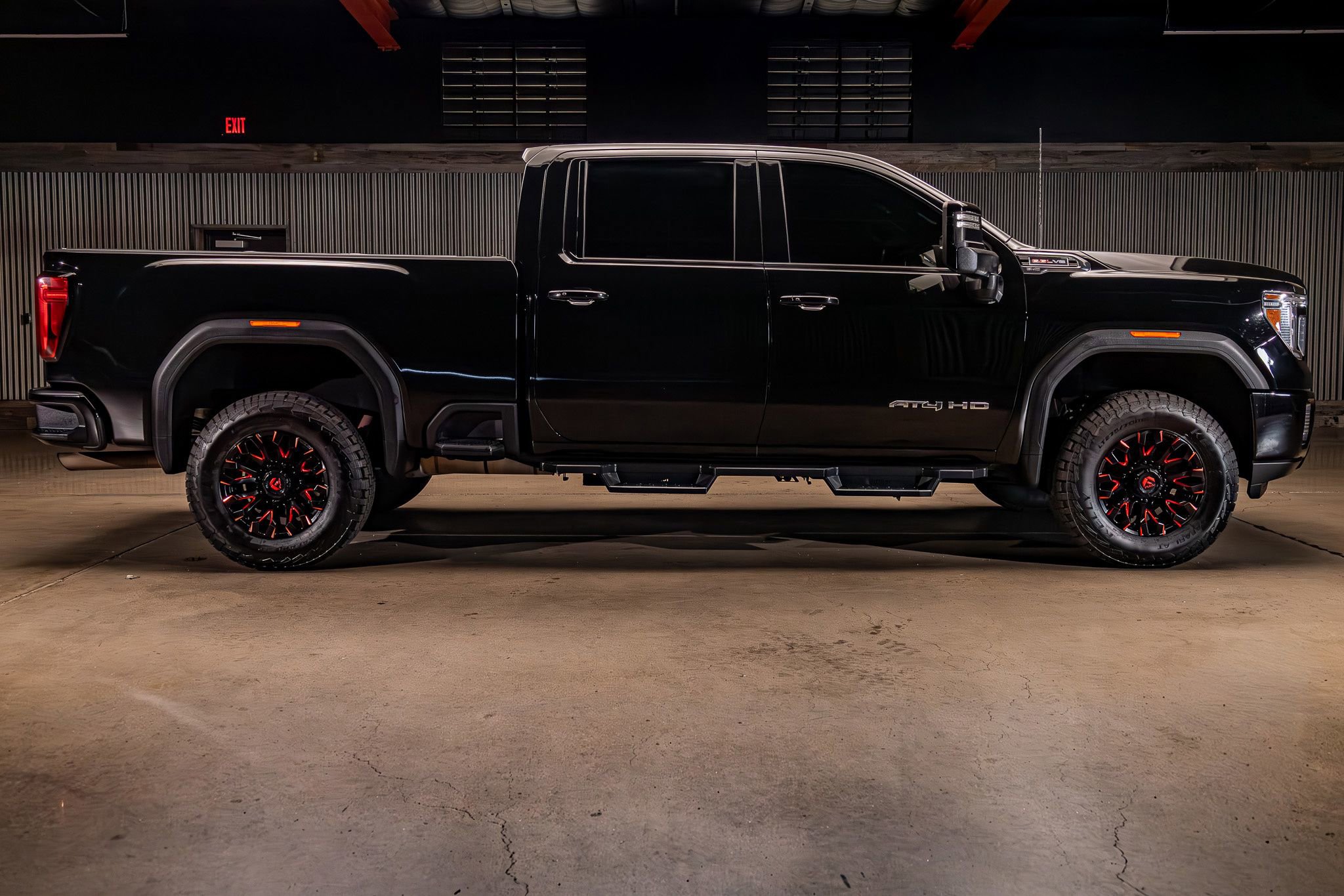 Used 2022 GMC Sierra 2500 AT4 AWD/4WD image 10