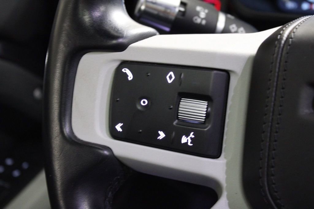 Used 2022 Land Rover Defender 110 X-Dynamic HSE image 23