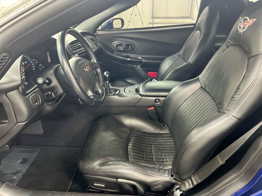 Used 2004 Chevrolet Corvette Z06 w/ Z06 Preferred Equipment Group image 18