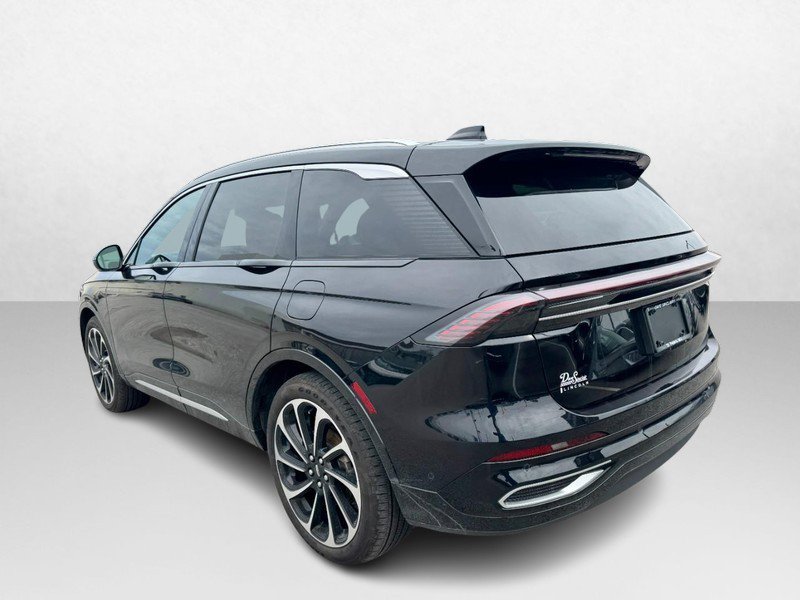 Certified 2024 Lincoln Nautilus Black Label image 7