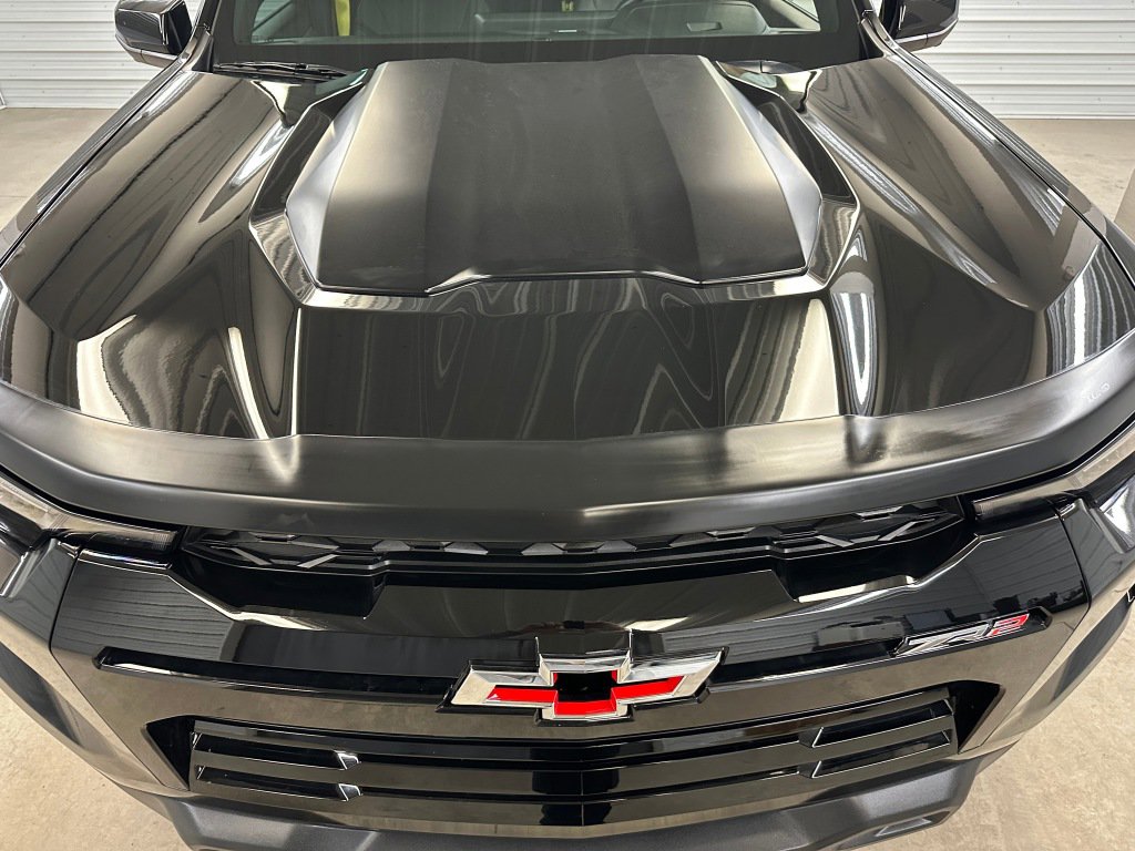 Certified 2024 Chevrolet Colorado ZR2 w/ ZR2 Convenience Package III image 40