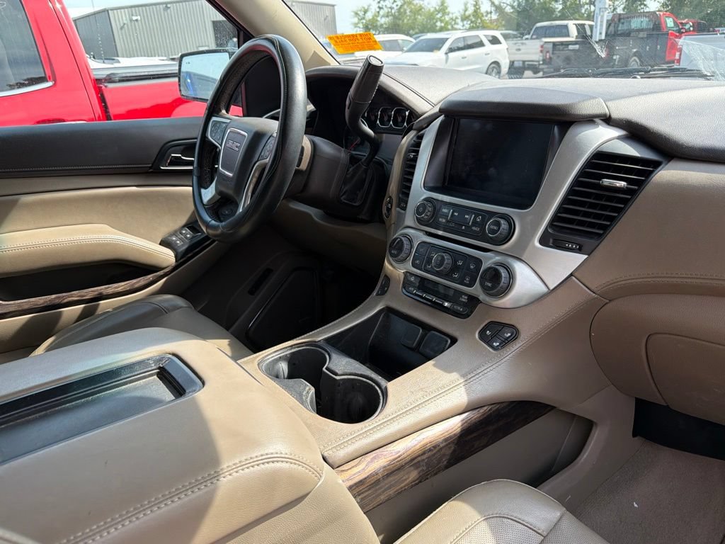 Used 2020 GMC Yukon SLT w/ Open Road Package AWD/4WD image 17