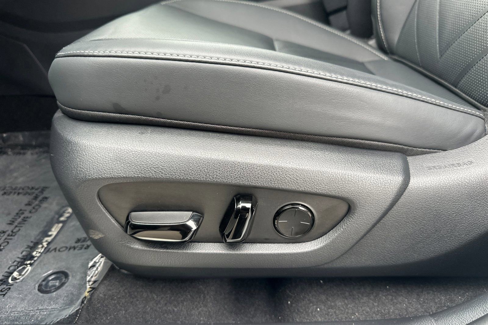 Used 2024 Lexus NX 450h+ AWD w/ Luxury Package image 13