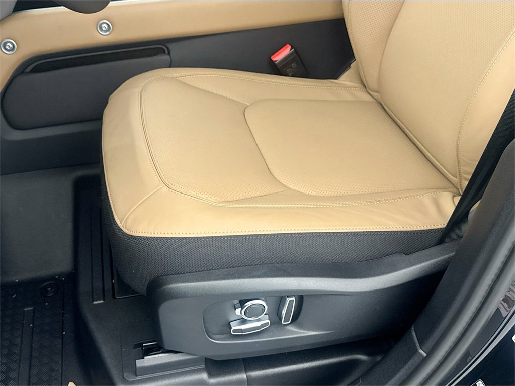 New 2026 Land Rover Defender 130 V8 image 19