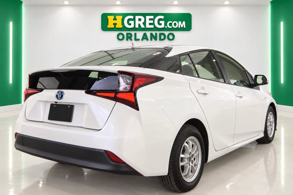 Used 2021 Toyota Prius L Eco FWD image 6
