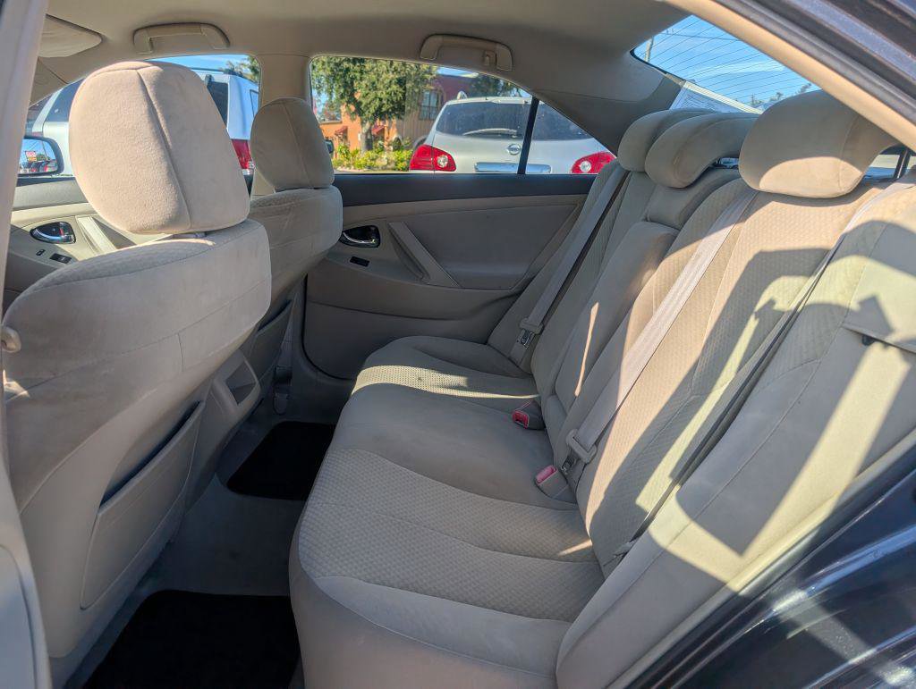Used 2007 Toyota Camry LE image 10