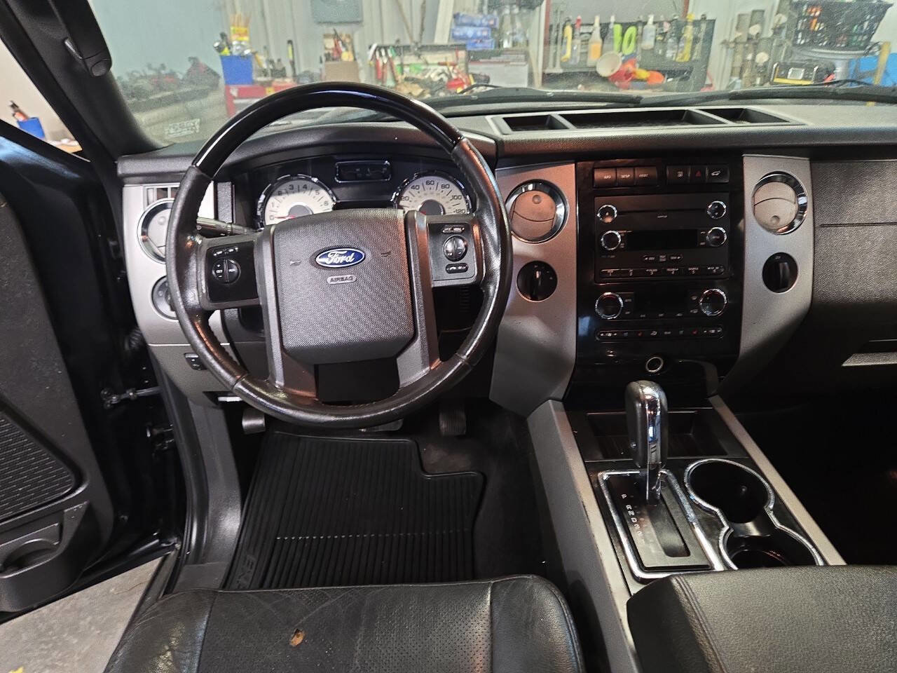 Used 2012 Ford Expedition Limited image 15