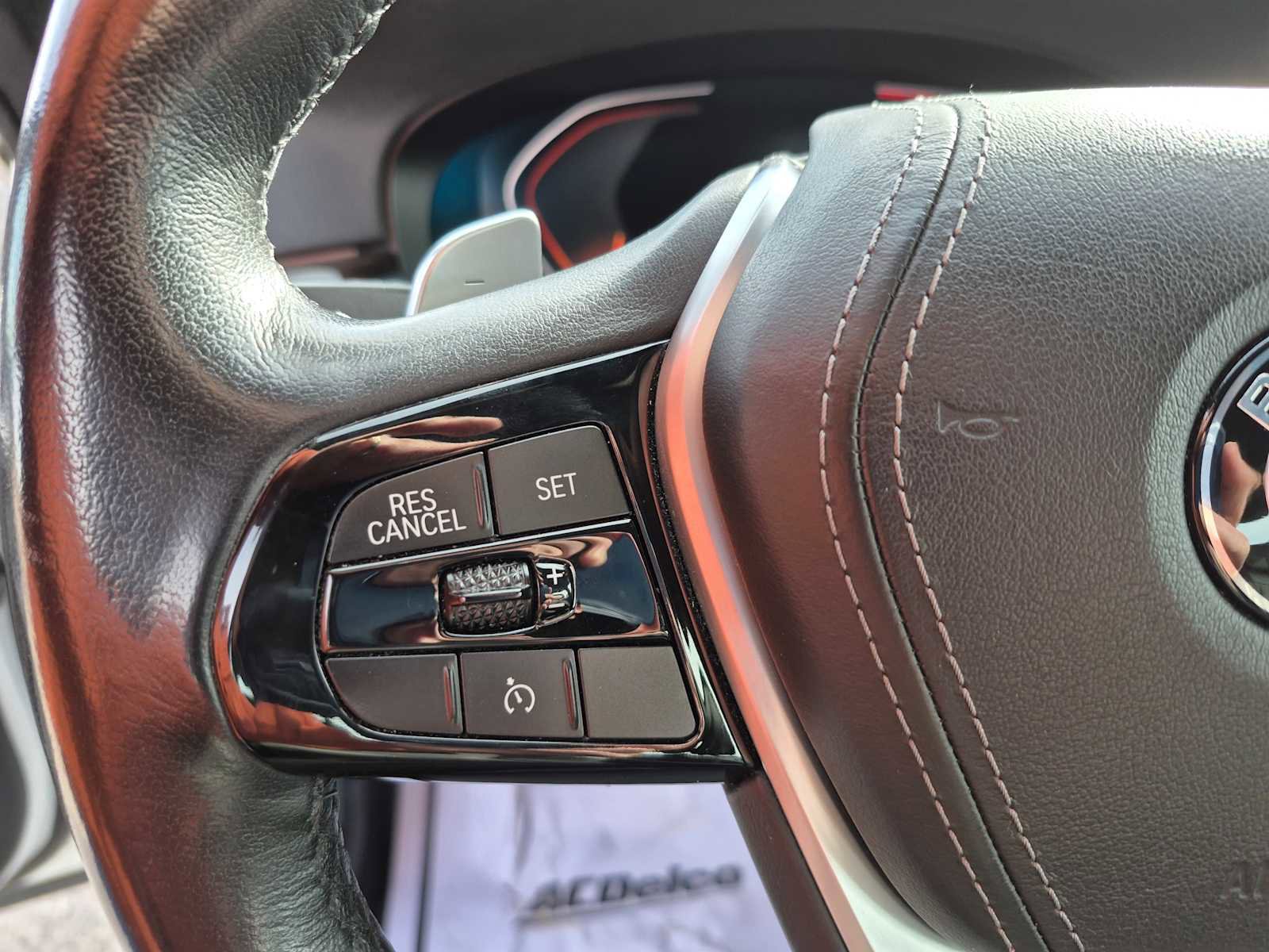 Used 2020 BMW 530i xDrive w/ Convenience Package image 18