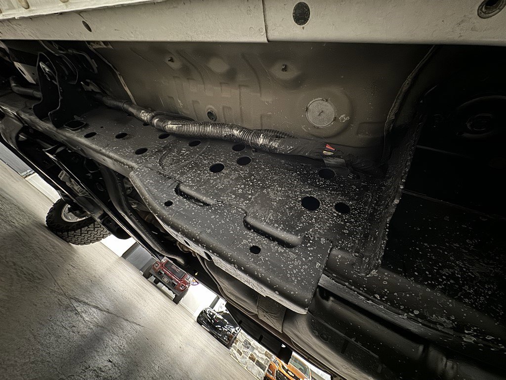 Used 2024 Chevrolet Silverado 2500 LT w/ All Star Edition image 38