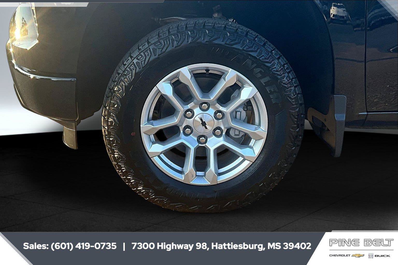 New 2026 Chevrolet Silverado 1500 RST w/ Convenience Package II AWD/4WD image 8