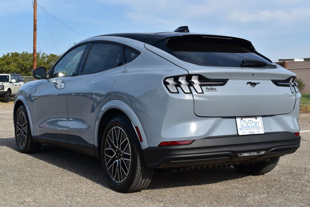 New 2026 Ford Mustang Mach-E Premium AWD/4WD image 10
